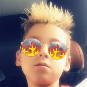 Meet your Posher, Gavin